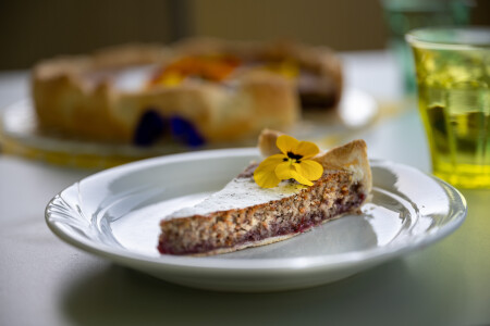 Ein einfacher Kuchen, der viel mehr hermacht, als er auf den ersten Blick vermuten lässt.
