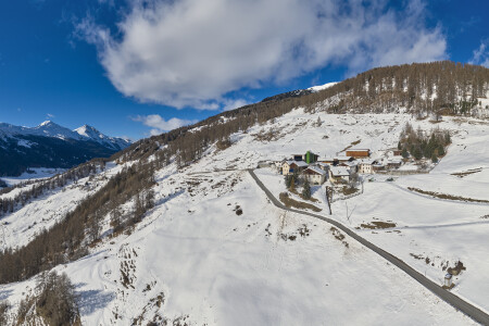 Im Weiler Craistas im Val Müstair liegt der Hof von Familie Lamprecht.